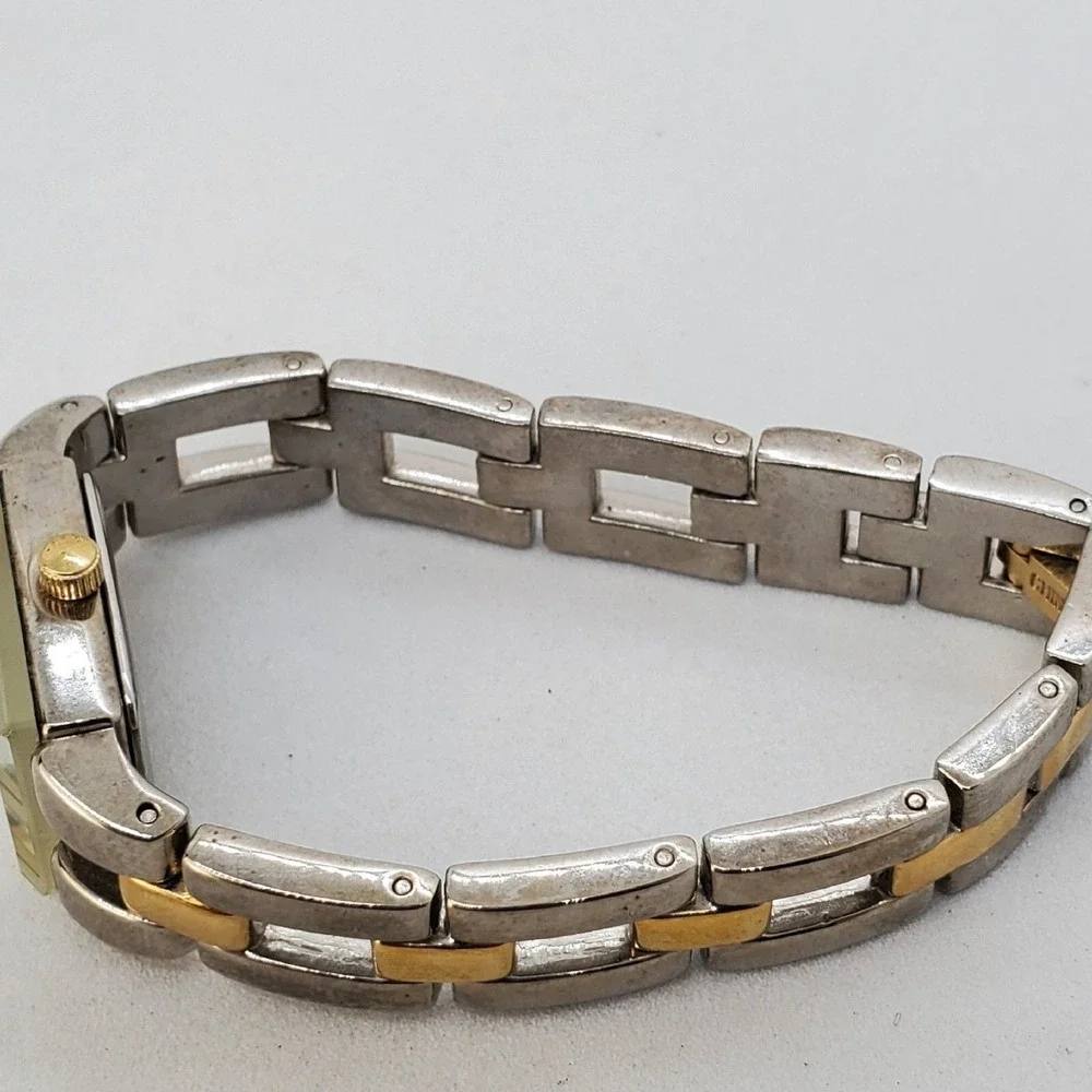 Liz Claiborne‎ Women's Watch 18MM Gray Dial Gray Gold Bracelet 5.75